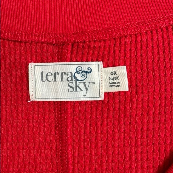 NWT - Terra & Sky Long Sleeve Brilliant Red Waffle Tee Shirt (0X) - Picture 8 of 10